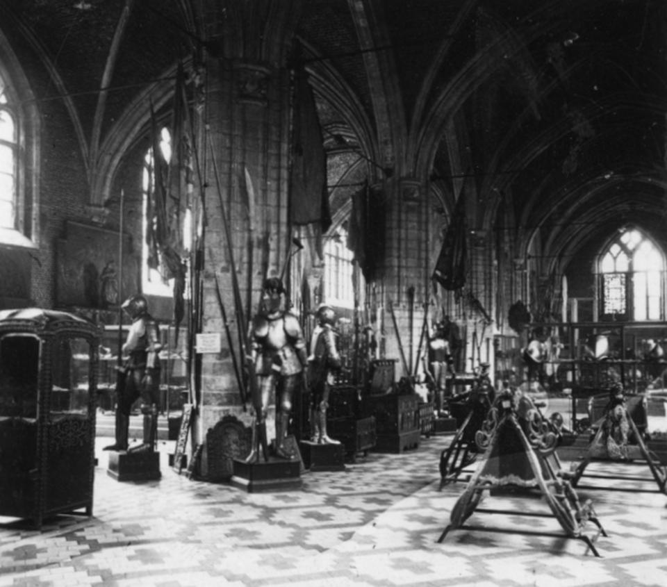 Interieur van het museum, gelijkvloers, vroege 20ste eeuw